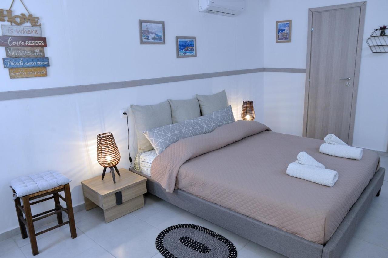 Ifigenia Apartments Ermoupoli Luaran gambar