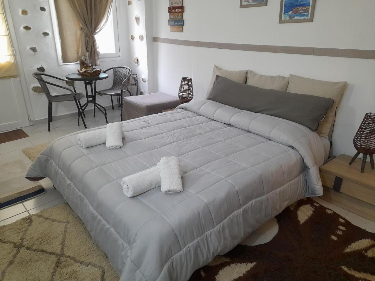 Ifigenia Apartments Ermoupoli Luaran gambar
