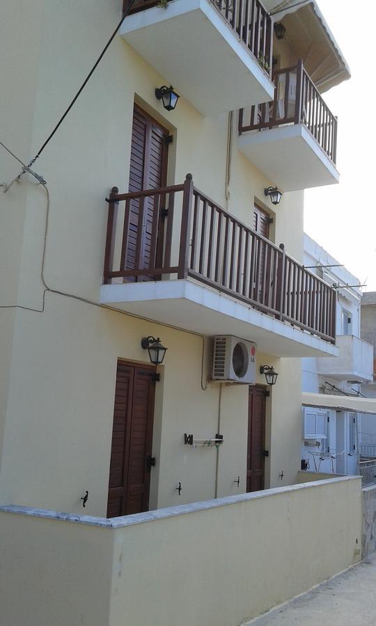 Ifigenia Apartments Ermoupoli Luaran gambar