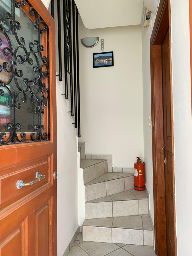 Ifigenia Apartments Ermoupoli Luaran gambar